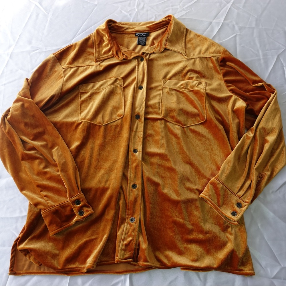Retro Wrangle button up